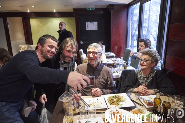 Cedric Villani en campagne dans le treizieme arrondissement et la dalle des Olympiades