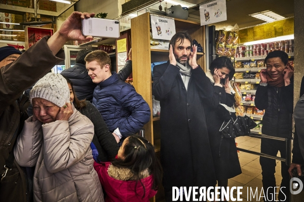 Cedric Villani en campagne dans le treizieme arrondissement et la dalle des Olympiades