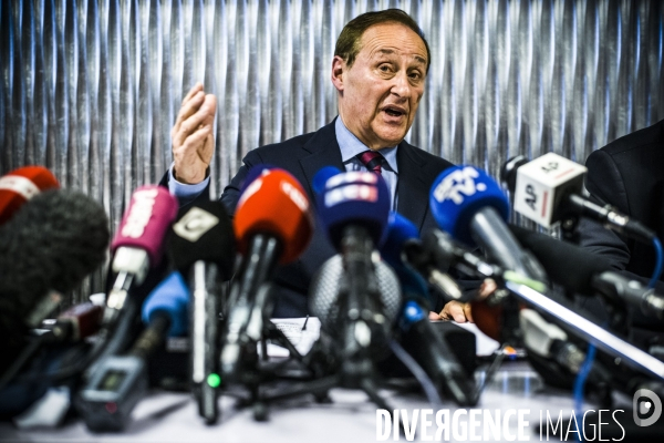 Conference de presse du directeur de la federation des sports de glace.