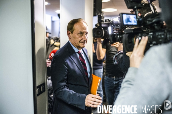 Conference de presse du directeur de la federation des sports de glace.