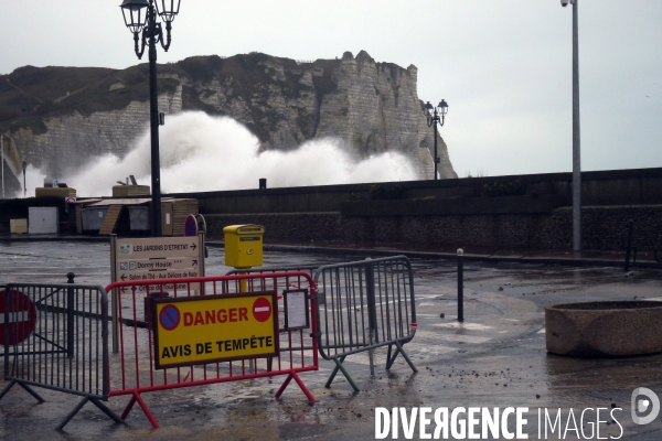 Tempête Ciara sur le côte d Albâtre