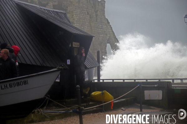 Tempête Ciara sur le côte d Albâtre