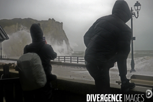 Tempête Ciara sur le côte d Albâtre