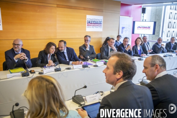 Première réunion de la conférence de financement des retraites au CESE