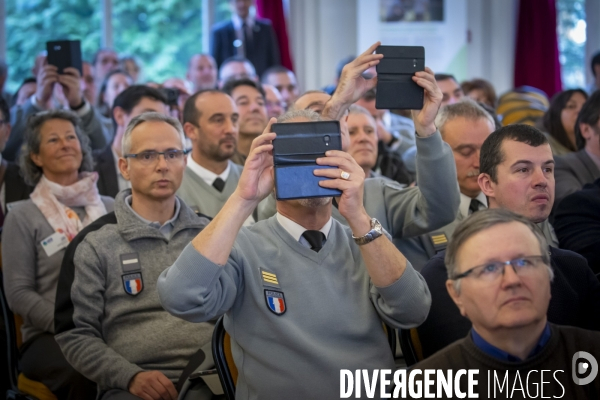 Emmanuel Macron à Chamonix et sur la mer de glace