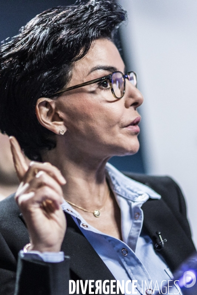 Rachida Dati presente son programme.