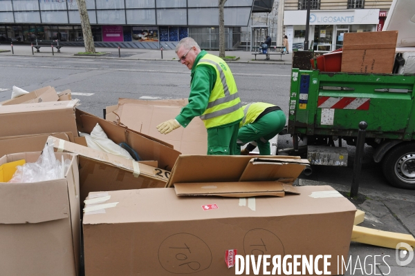 Enlèvement d encombrants par les agents de la ville de paris