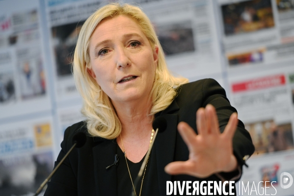 Conférence de presse de Marine Le Pen pour présenter le livre blanc sur la sécurité