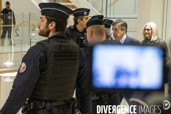 2d jour de procès pour François FILLON.