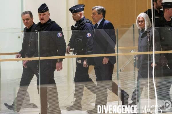 2d jour de procès pour François FILLON.