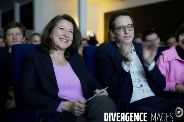 Agnès BUZYN en meeting avec Pacôme RUPIN.