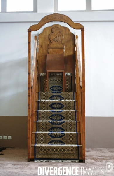 Minbar de la mosquée de Nantes