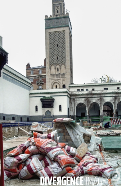 Mosquée de Paris. Travaux de restauration.