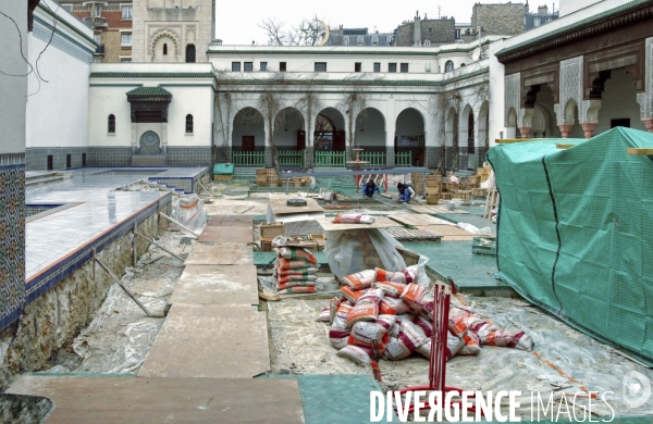 Mosquée de Paris. Travaux de restauration.