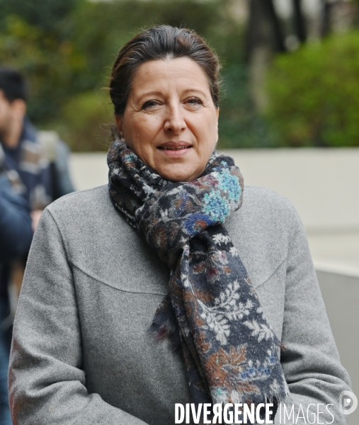 Elections municipales / Agnes Buzyn en campagne dans le 12ème arrondissement