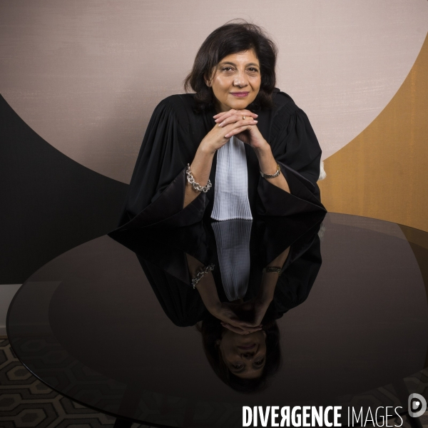 Portrait de christiane feral-schuhl, avocate, presidente du conseil national des barreaux.