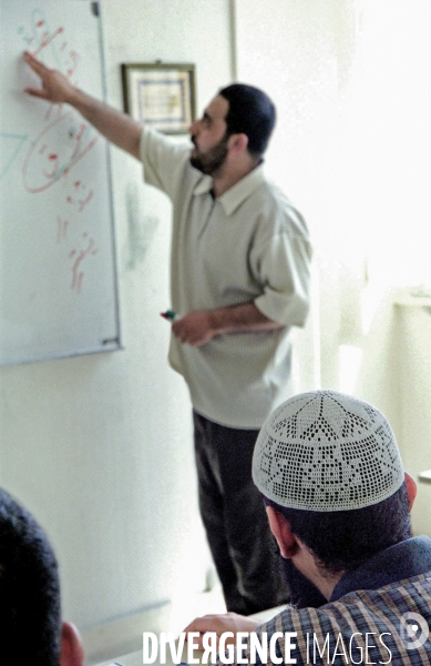 ISLAM - Formation des IMAMS et des AUMÔNIERS