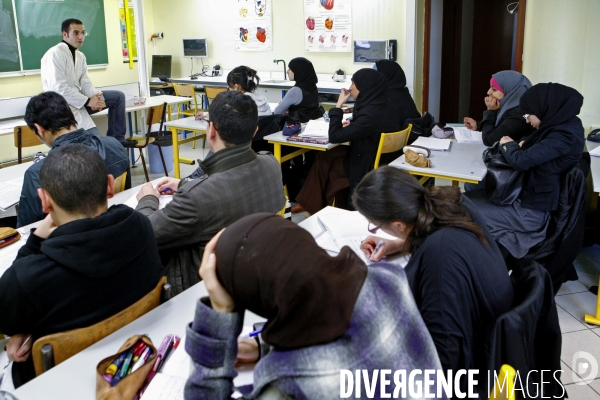 ISLAM - ÉCOLE Confessionnelle