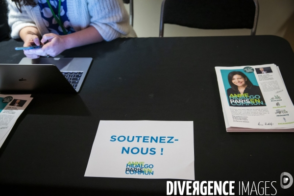 Meeting d  Anne Hidalgo pour la campagne en vue des élections municipales à Paris