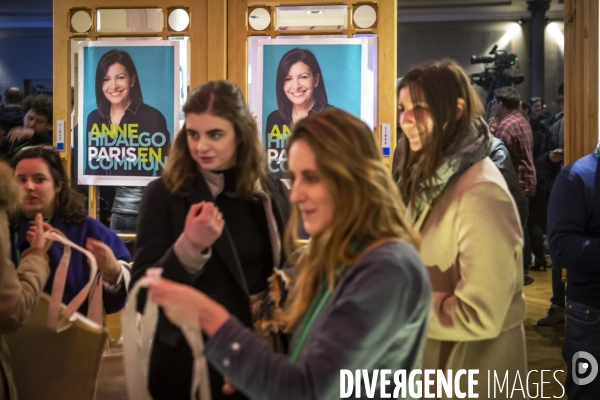 Meeting d  Anne Hidalgo pour la campagne en vue des élections municipales à Paris