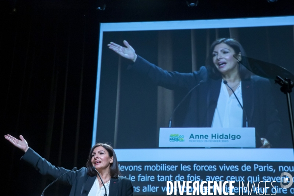 Meeting d  Anne Hidalgo pour la campagne en vue des élections municipales à Paris