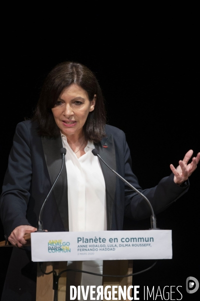 Meeting d Anne Hidalgo avec Lula et Dilma Rousseff .