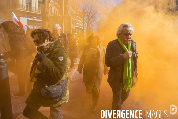 Manifestation intersyndicale contre l article 49.3