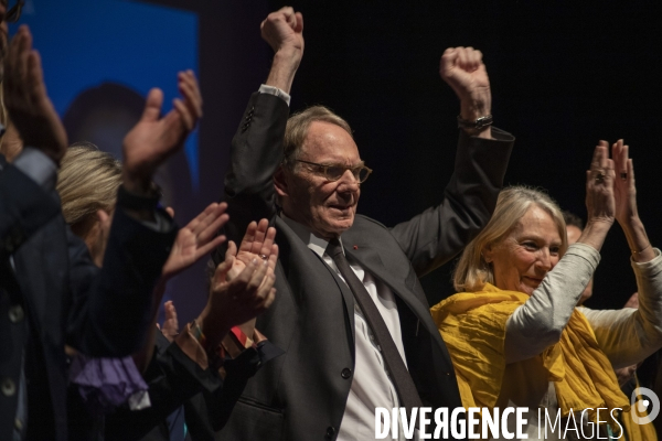 Grand meeting d Yvon Berland au parc Chanot de Marseille.