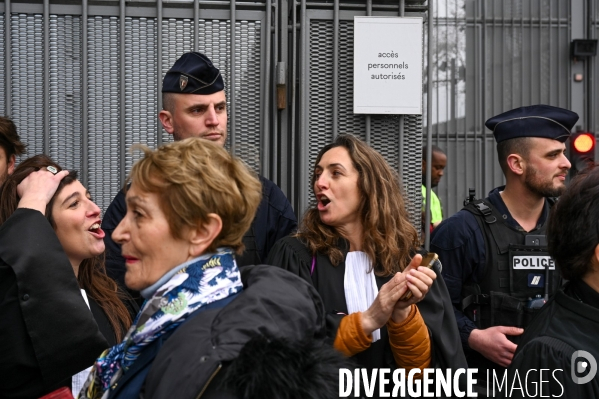 Les avocats bloquent le tribunal judiciaire pour protester contre la réforme des retraites.