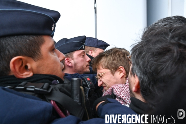 Les avocats bloquent le tribunal judiciaire pour protester contre la réforme des retraites.