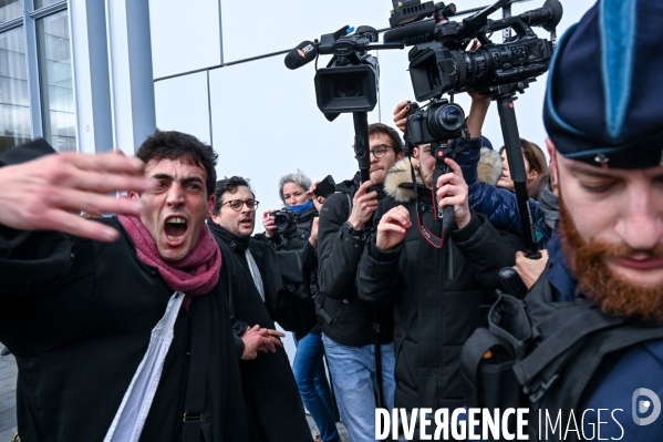 Les avocats bloquent le tribunal judiciaire pour protester contre la réforme des retraites.