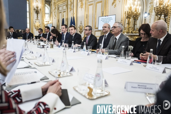 Emmanuel Macron reçoit les acteurs de la recherche, COVID19