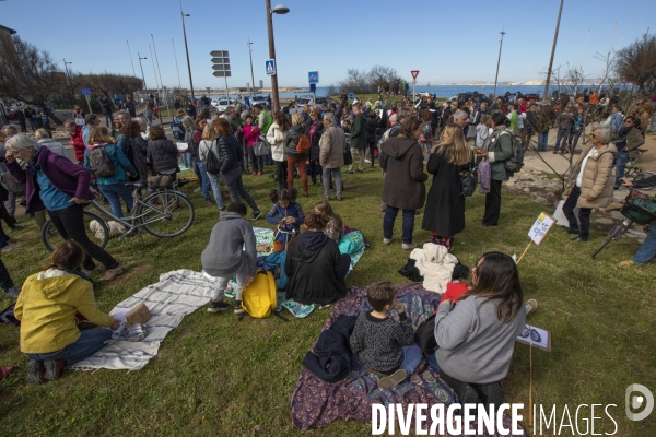 Marche dans le 8eme arrondissement de Marseille contre le Bd. Urbain Sud