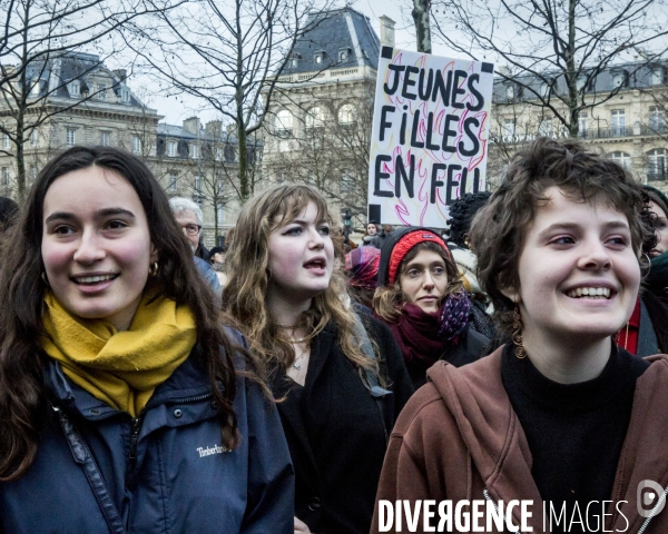 8 Mars 2020 - Manifestation Droits des Femmes  On se lève et On se casse  !