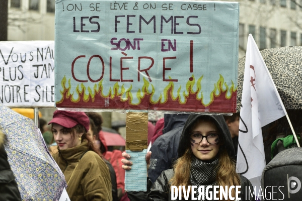 Manifestation féministe à Paris pour la Journée internationale des droits des femmes, le 8 Mars 2020. International women sday in Paris.