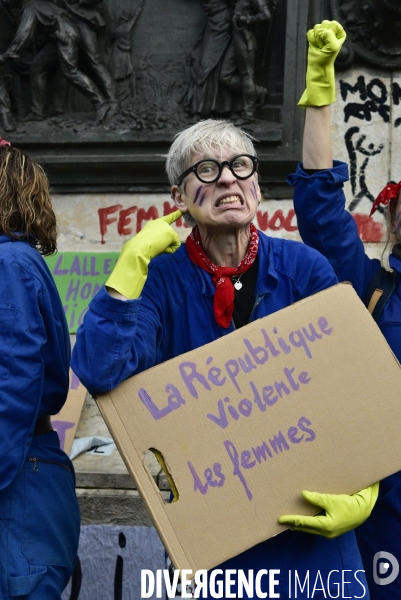 Manifestation féministe à Paris pour la Journée internationale des droits des femmes, le 8 Mars 2020. International women sday in Paris.