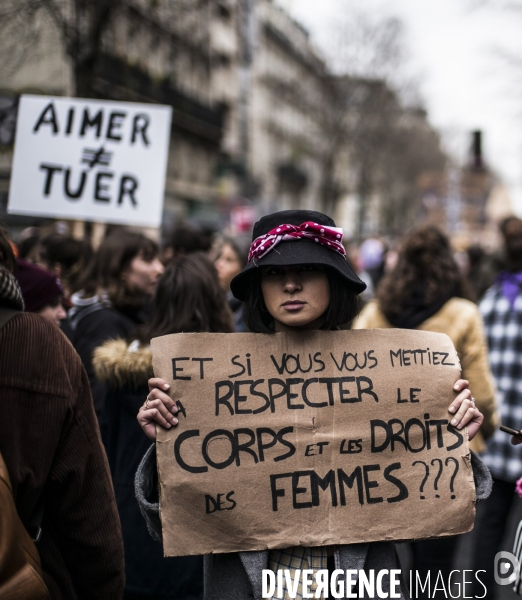 Journee internationale des droits des femmes, marche a paris.