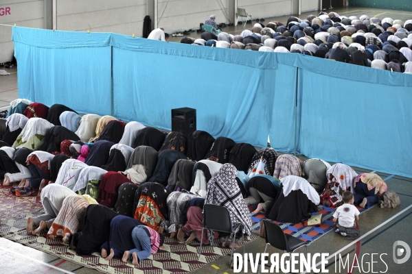 ISLAM - MOSQUÉE - Femmes Enfants