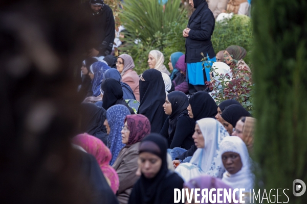 ISLAM - MOSQUÉE - Femmes Enfants