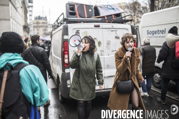 Manifestation  l université et la recherche s arrêtent 