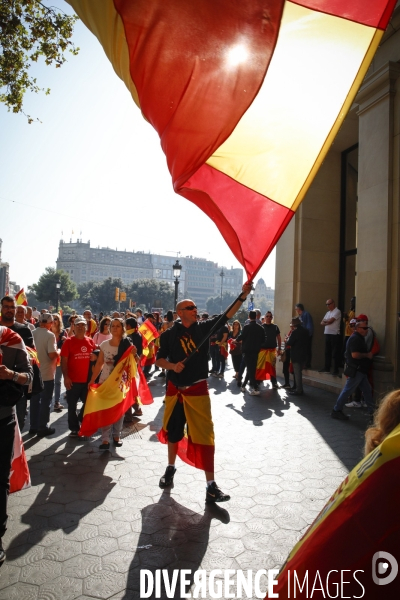 Manifestation au centre de barcelone des anti-independantistes favorables à l unite de l etat espagnol.