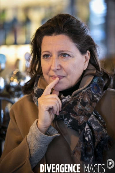 Déplacement d Agnes BUZYN à Stalingrad sur le thème de la sécurité.