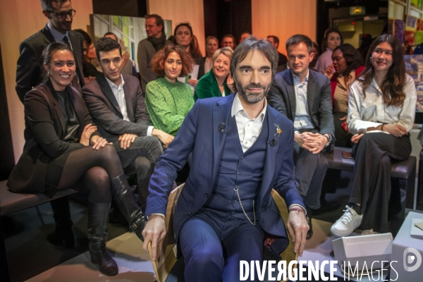 Débat entre les candidats aux élections municipales à Paris sur le plateau de LCI