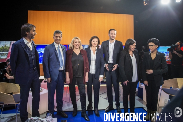 Débat entre les candidats aux élections municipales à Paris sur le plateau de LCI