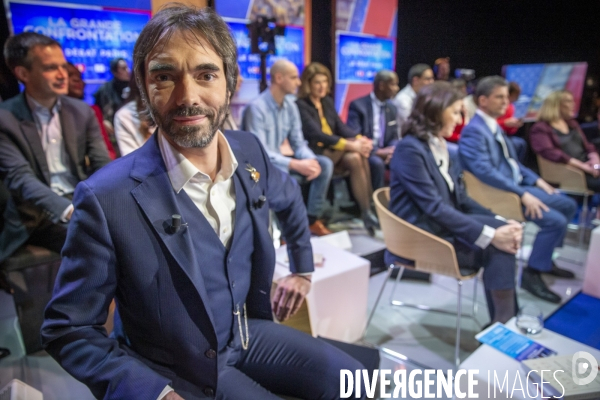 Débat entre les candidats aux élections municipales à Paris sur le plateau de LCI