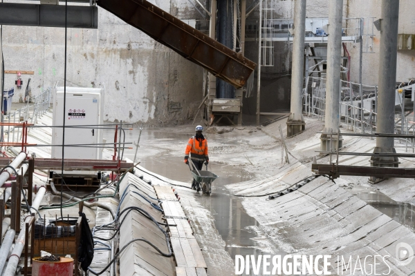 Tunnelier et travaux du Grand Paris Express. Ligne 15.