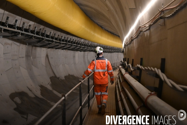 Tunnelier et travaux du Grand Paris Express. Ligne 15.