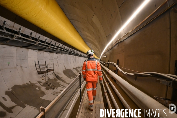 Tunnelier et travaux du Grand Paris Express. Ligne 15.