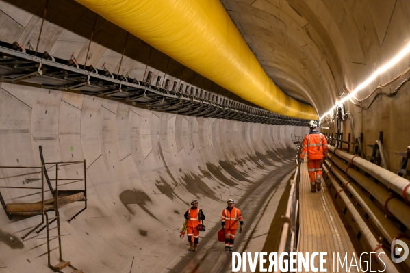 Tunnelier et travaux du Grand Paris Express. Ligne 15.