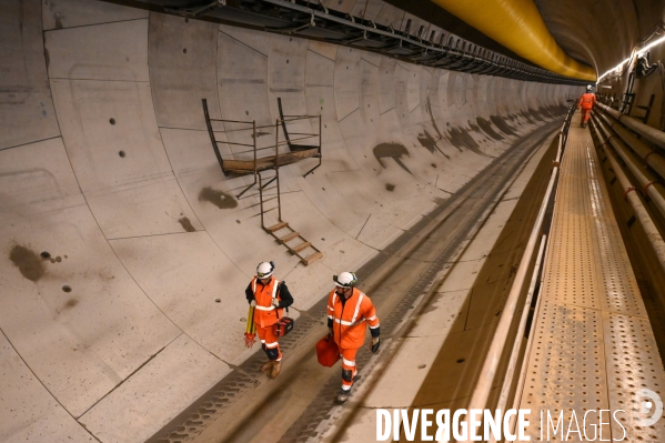 Tunnelier et travaux du Grand Paris Express. Ligne 15.